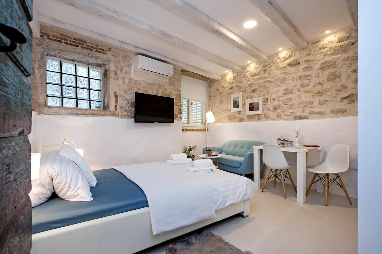 Luna Rooms And Studios Rovinj Exterior foto