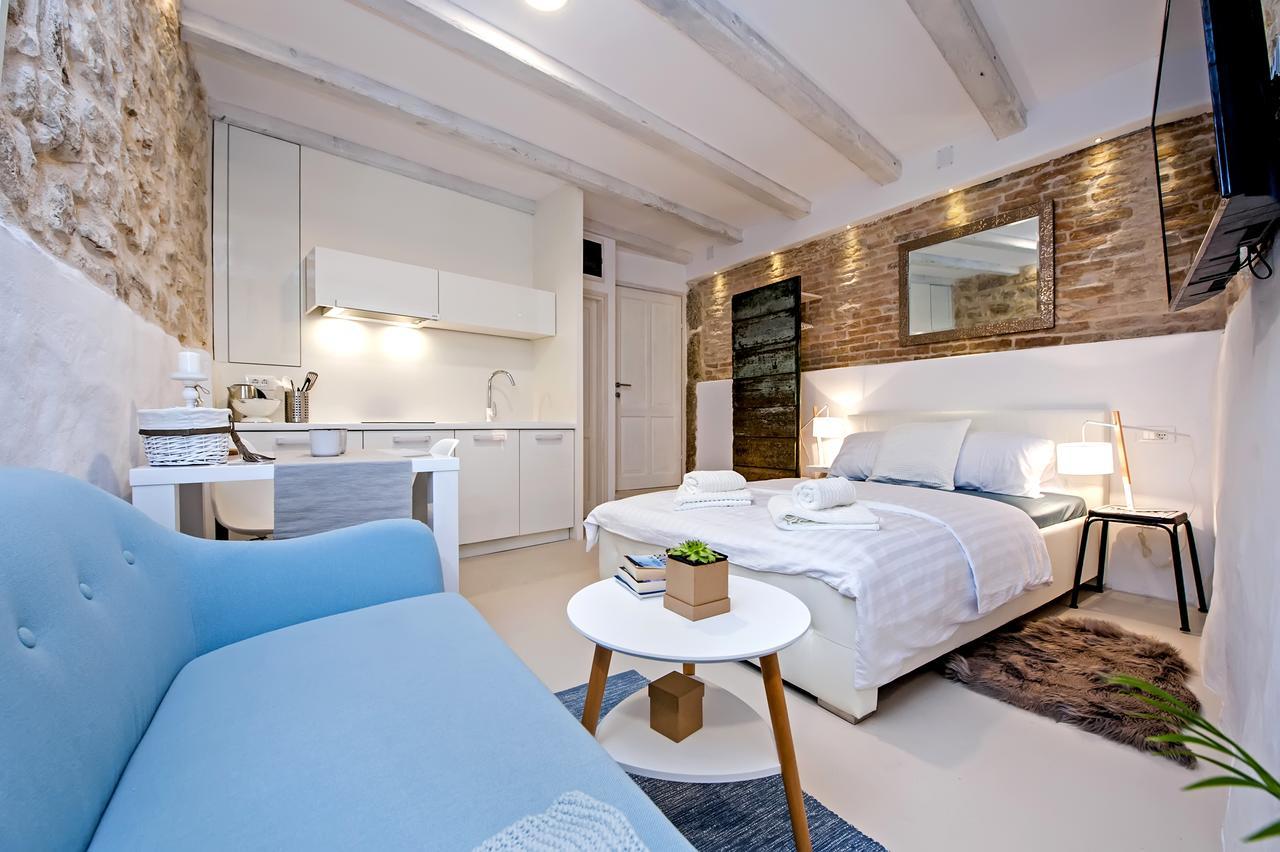 Luna Rooms And Studios Rovinj Exterior foto