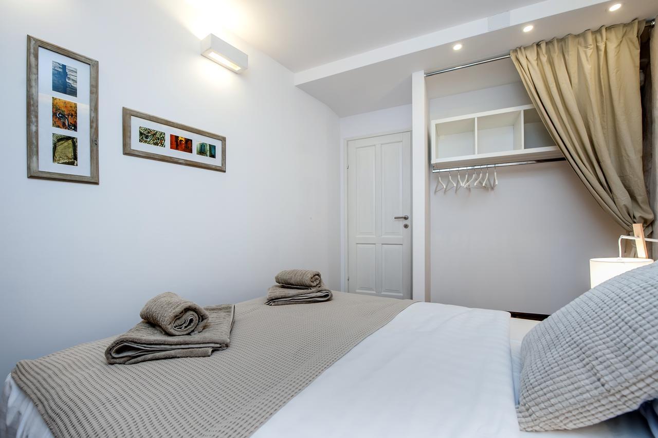 Luna Rooms And Studios Rovinj Exterior foto