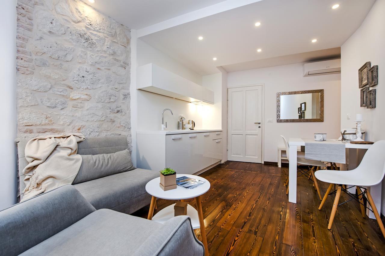 Luna Rooms And Studios Rovinj Exterior foto