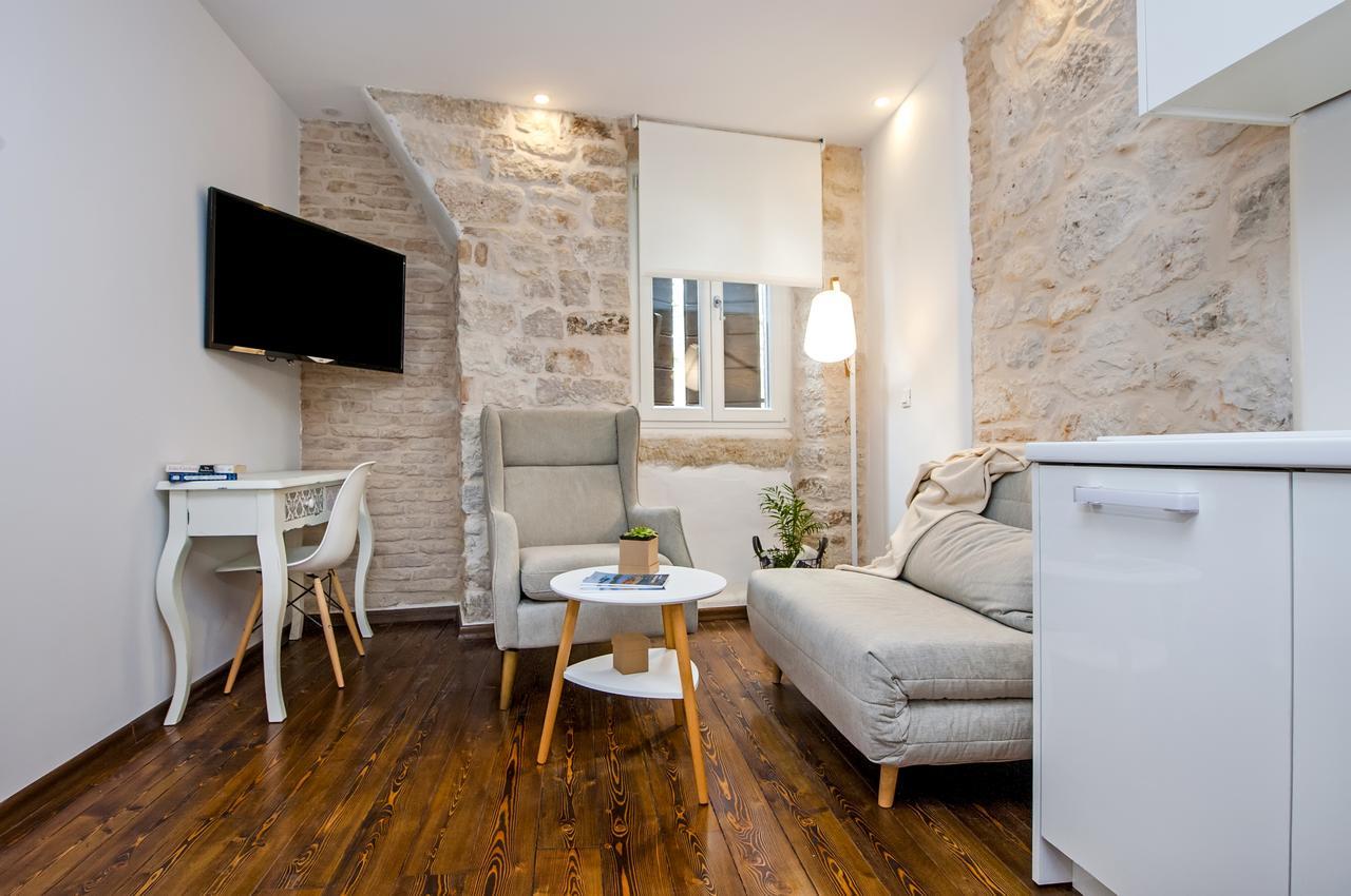 Luna Rooms And Studios Rovinj Exterior foto